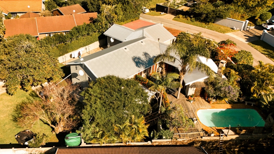 4 Bedroom Property for Sale in Lower Robberg Western Cape